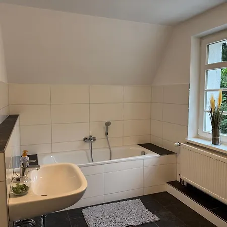 아파트 Monteurwohnung ,ruhig Gelegen, Parkplatz & Wlan Inklusive 바트에센
