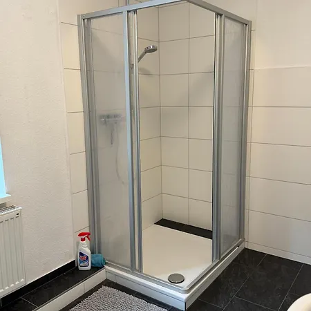 Monteurwohnung ,ruhig Gelegen, Parkplatz & Wlan Inklusive Bad Essen